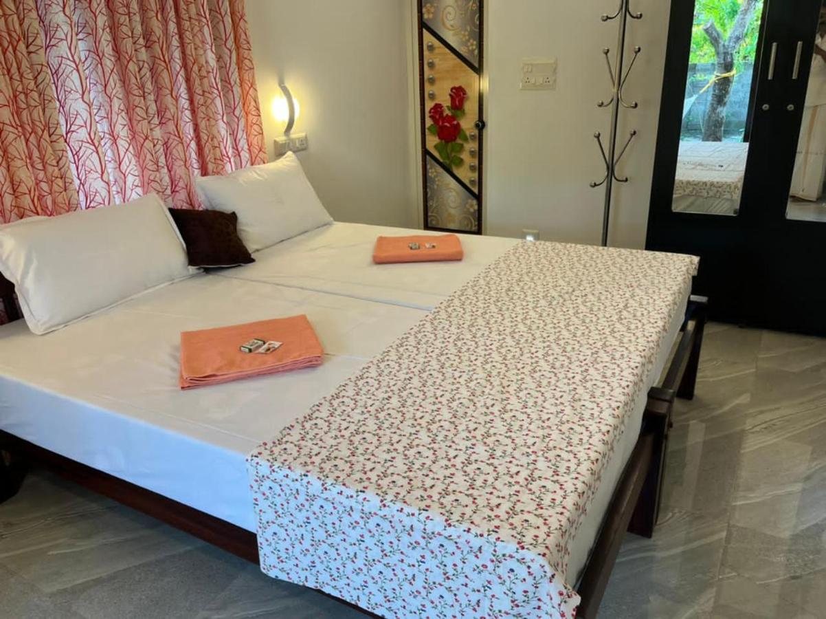 Marari Kallyani Beach Homestay 马拉利库兰 外观 照片